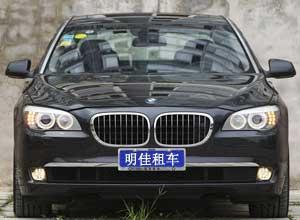 成都租車(chē)市場(chǎng)全解析 婚車(chē)、商務(wù)租車(chē)與汽車(chē)租賃公司指南